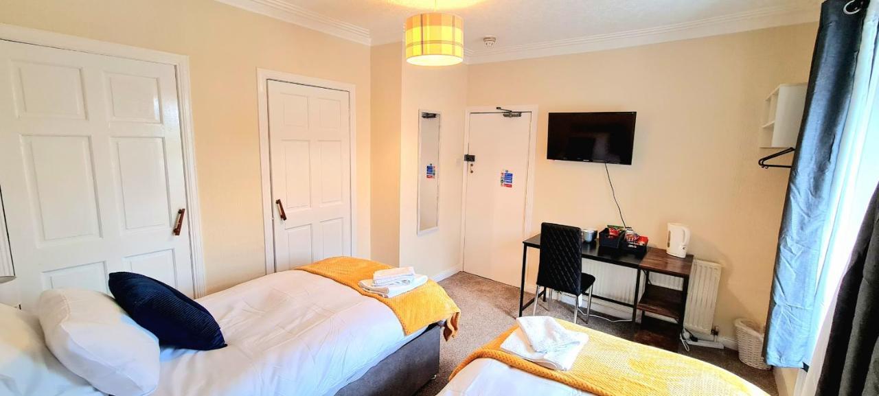 Modern Guest House - Central Inverness - Complimentary Snacks - Free Parking Exterior foto